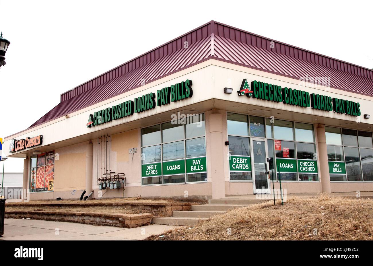 ACE Cash Express un service financier qui offre l'encaissement de chèques, les prêts, les cartes de débit et le paiement de factures. St Paul Minnesota MN États-Unis Banque D'Images