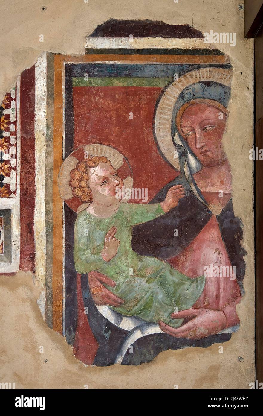 Madonna col Bambino - affresco - anonimo pittore bolognese del XIV secolo - Bologne, chiesa di S. Maria dei Servi Banque D'Images