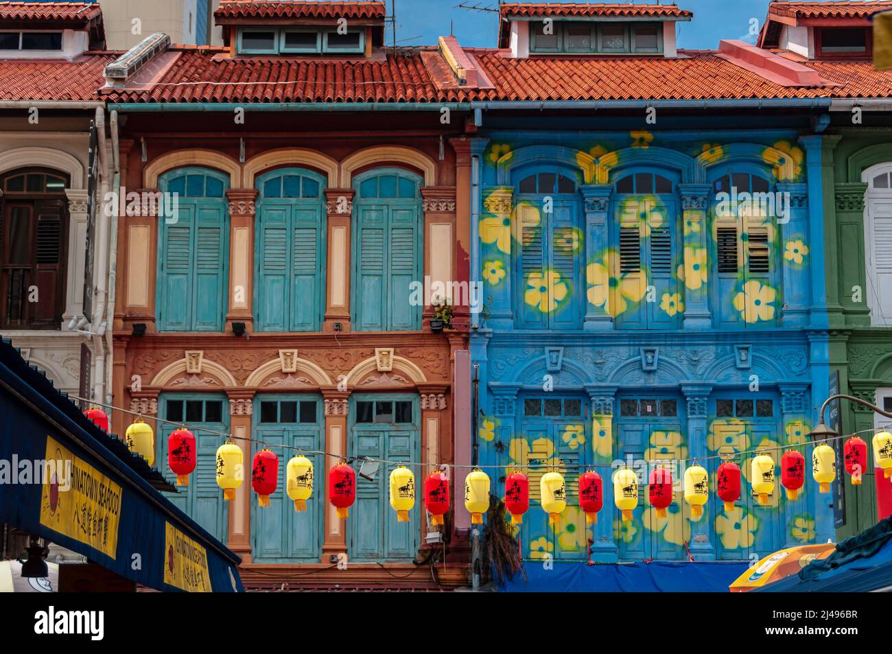 Maisons Peranakan dans le quartier de Chinatown, Singapour Banque D'Images