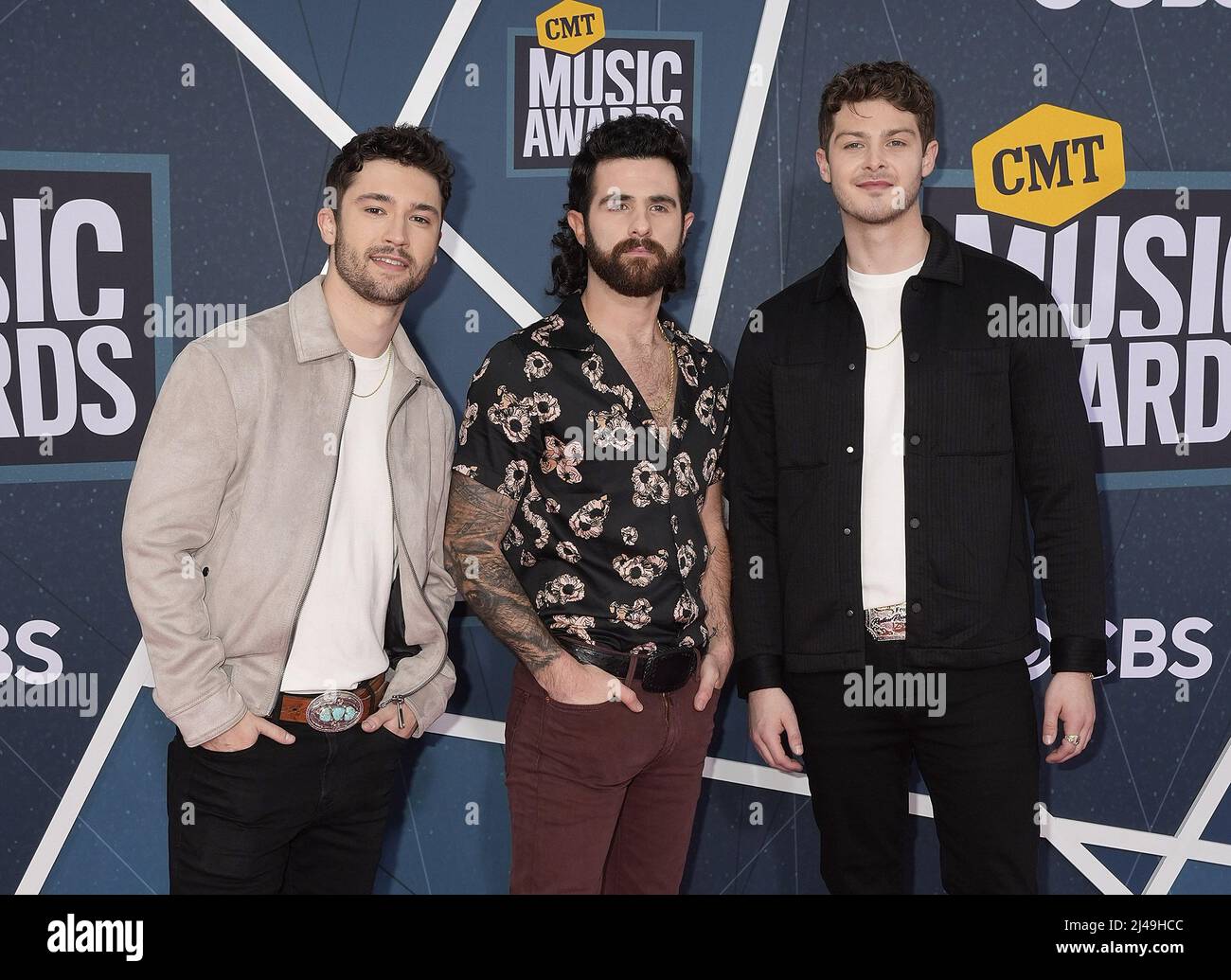 Restless Road - Garrett Nichols, Colton Pack et Zach Beeken assistent aux CMT Music Awards 2022 au Nashville Municipal Auditorium le 11 avril 2022 à Nashville, Tennessee. Photo : Ed Rode/imageSPACE/MediaPunch Banque D'Images