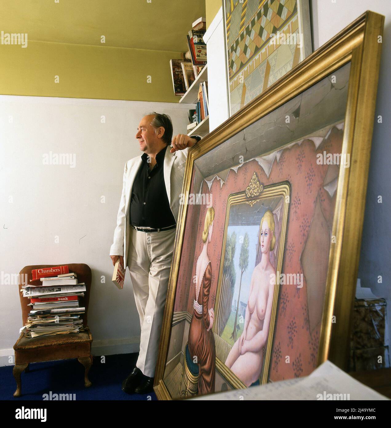 Auteur J G Ballard à la maison en 1987 Banque D'Images