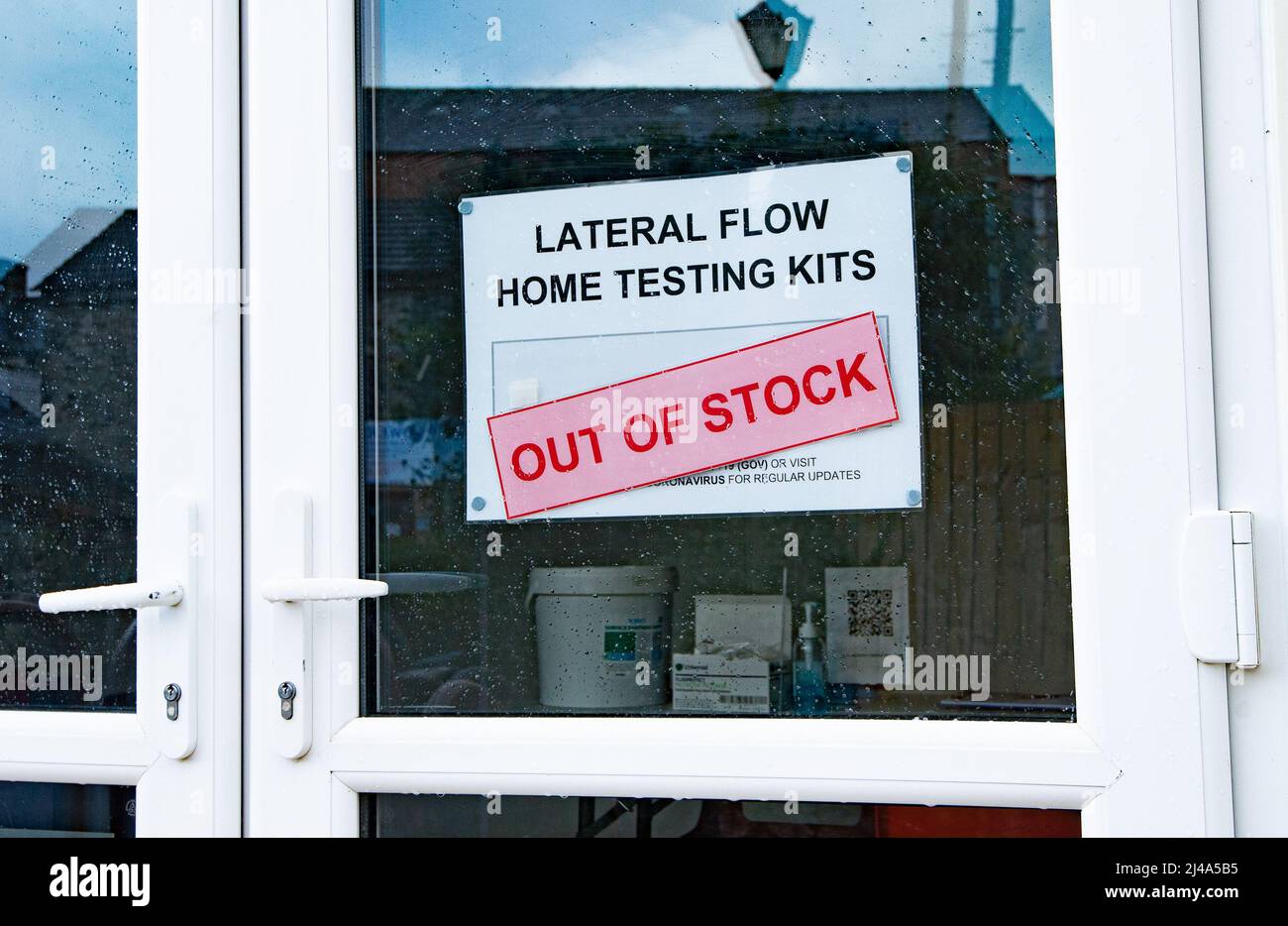 Affiche de rupture de stock au centre d'essais de débit latéral de Ribble Valley, Clitheroe, Lancashire, Royaume-Uni. Banque D'Images