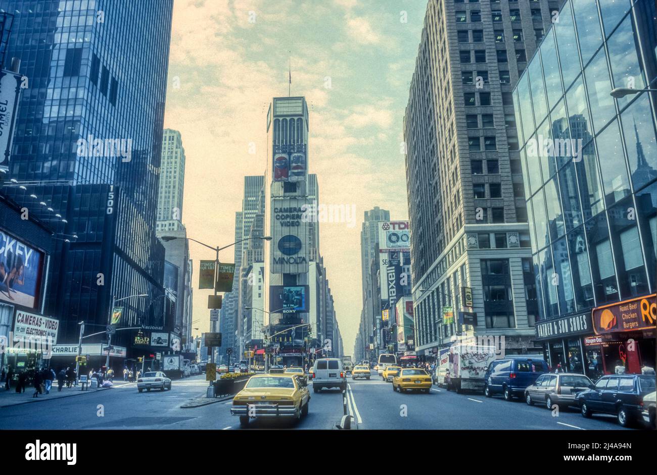 1994 image d'archive de Times Square, New York, États-Unis. Banque D'Images