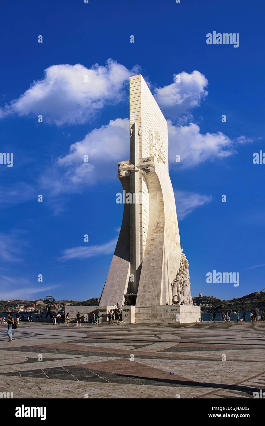 Padrão dos Descobrimentos, (Monument des découvertes) le monument célèbre l'âge portugais de la découverte au cours des 15th et 16th siècles. Banque D'Images