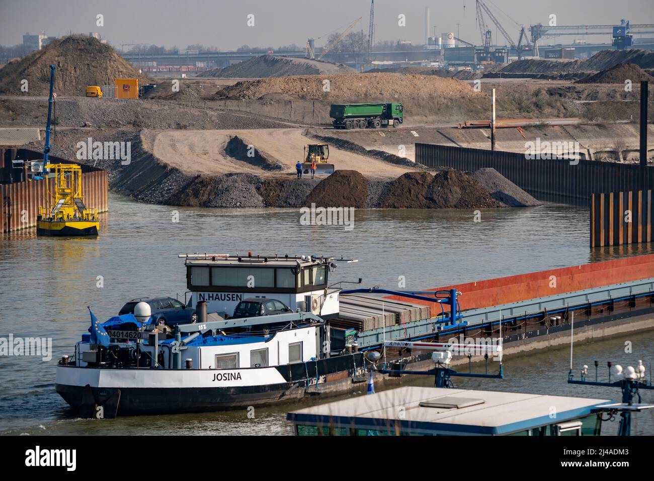 Duisport, Port de Ruhrort, île Coal, conversion de l'ancien port en plus grand terminal trimodal intérieur d'Europe, en wor de remise en état des terres Banque D'Images