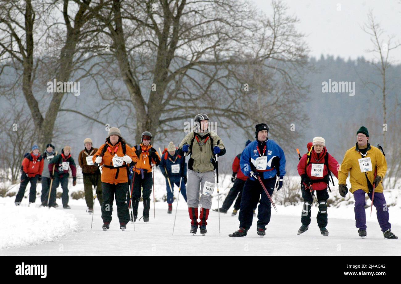 Göta Kanalrännet, Borensberg, Suède, qui est une course de patinage nordique sur la glace du canal de Göta entre Borensberg et Berg. Banque D'Images