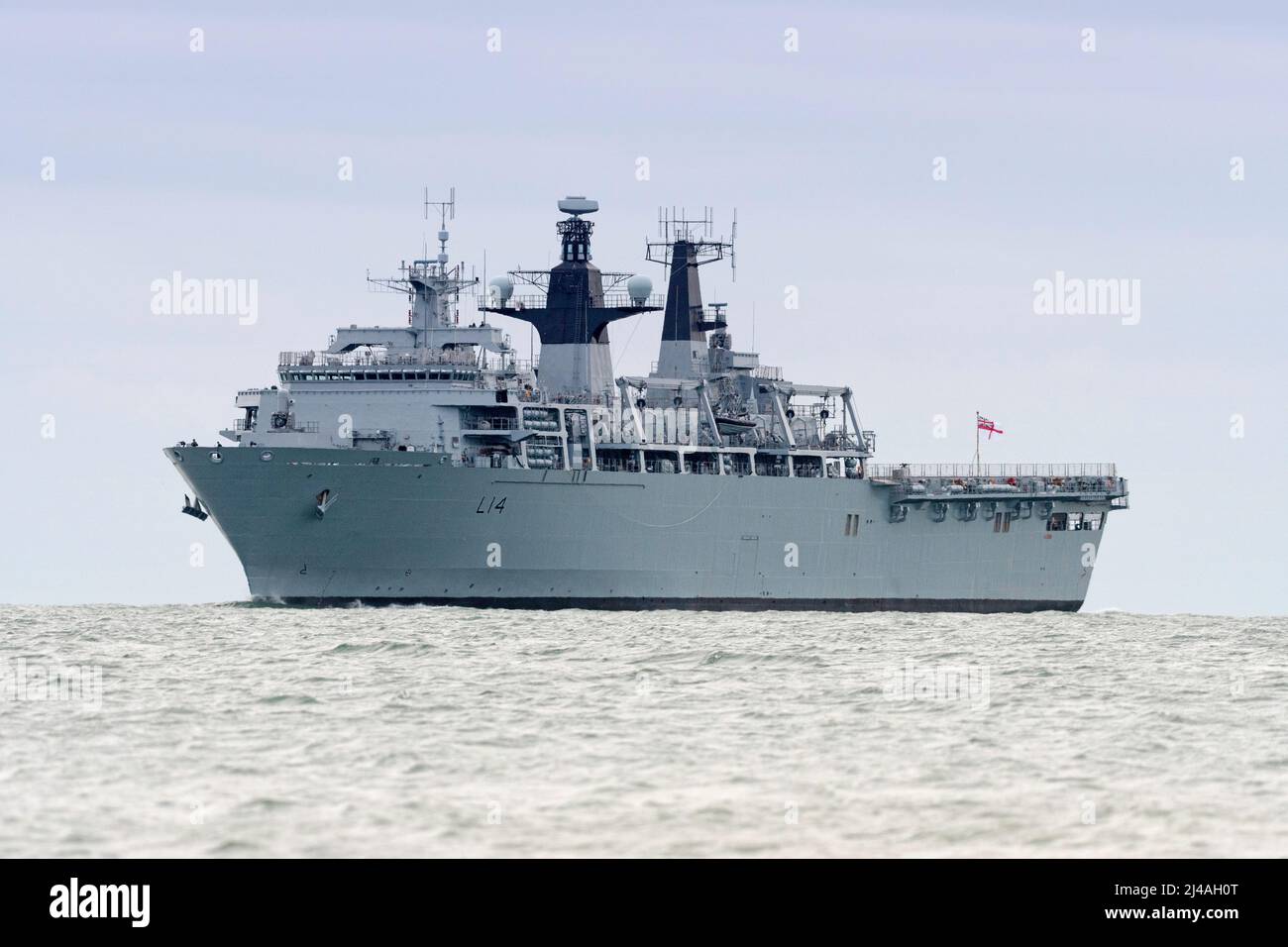 Le HMS Albion (L14) est un quai à plate-forme d'atterrissage (LPD) exploité par la Marine royale - août 2017. Banque D'Images