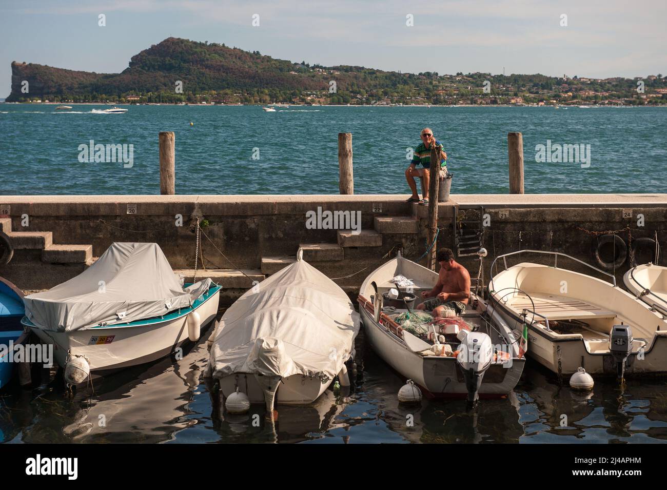 San Felice sul Garda, Brescia, Italie 20/08/2015: Le port de plaisance. ©Andrea Sabbadini Banque D'Images