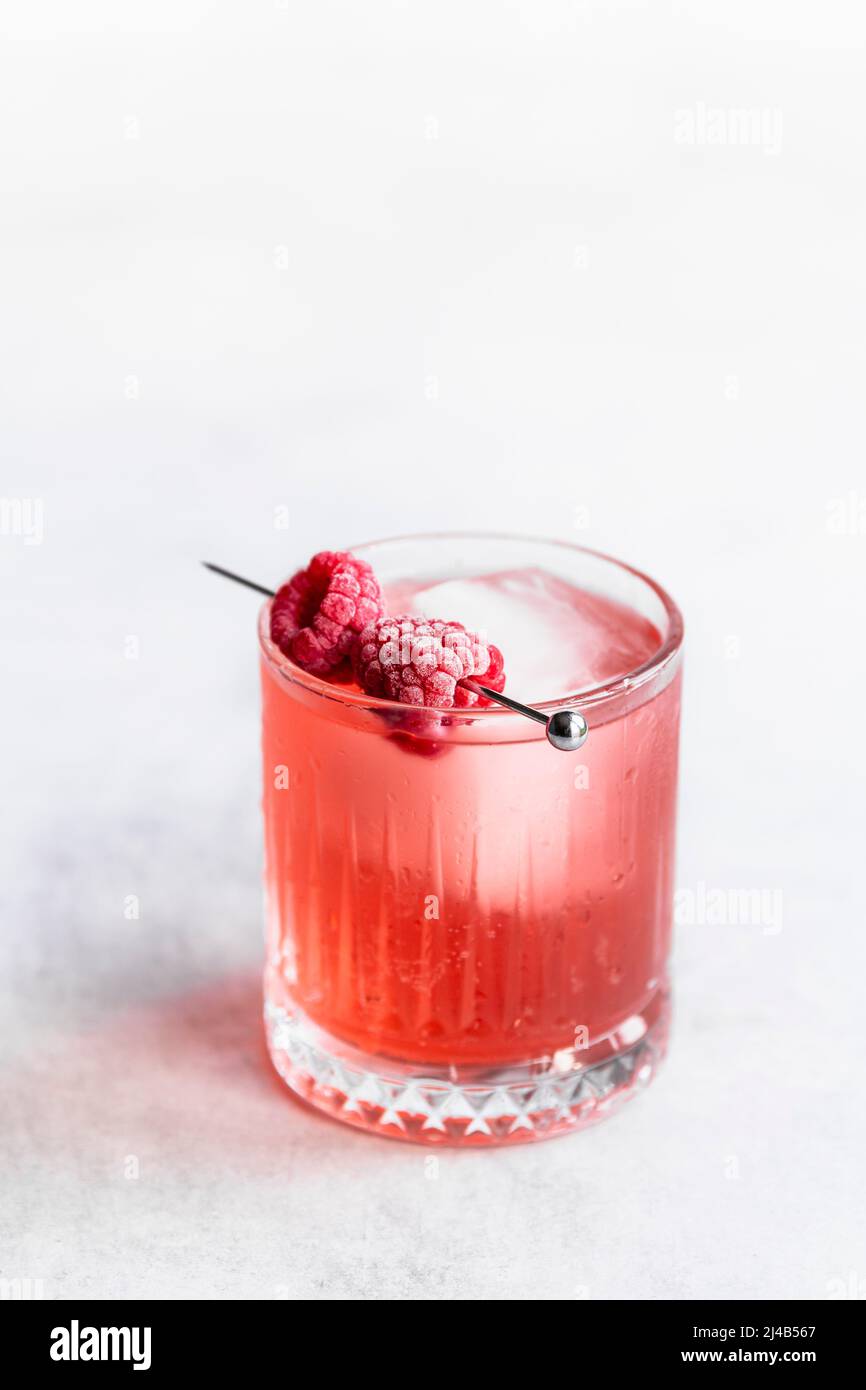 Cocktail de framboises avec framboises surgelées. Banque D'Images