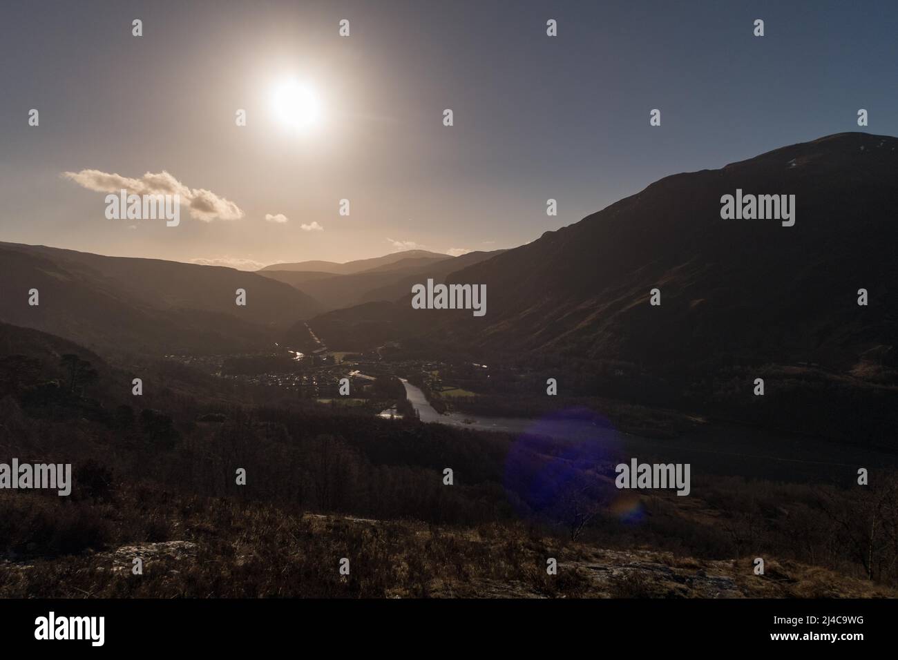 Vue sur Kinlochleven, un village situé dans les Highlands écossais le long de la West Highland Way. Banque D'Images