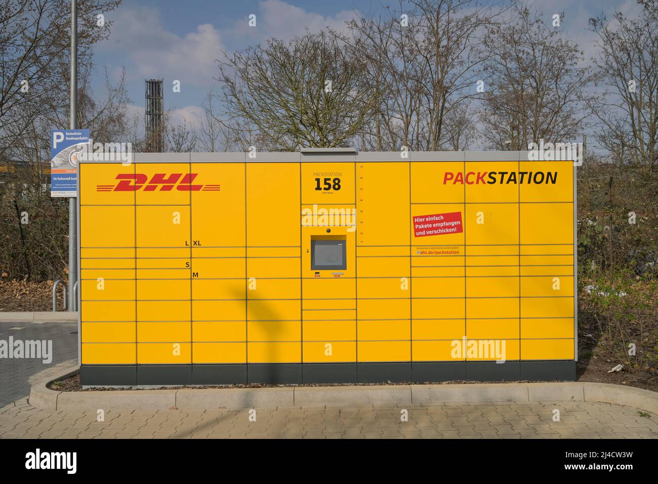 DHL Packstation, Berlin, Allemagne Banque D'Images