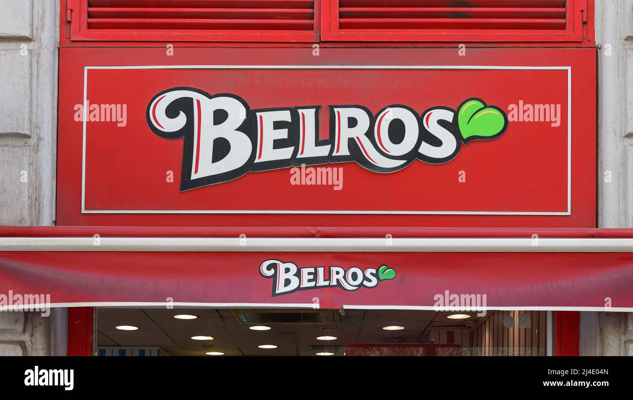 VALENCIA, ESPAGNE - 14 AVRIL 2022: Belros est une chaîne espagnole de friandises et de collations Banque D'Images
