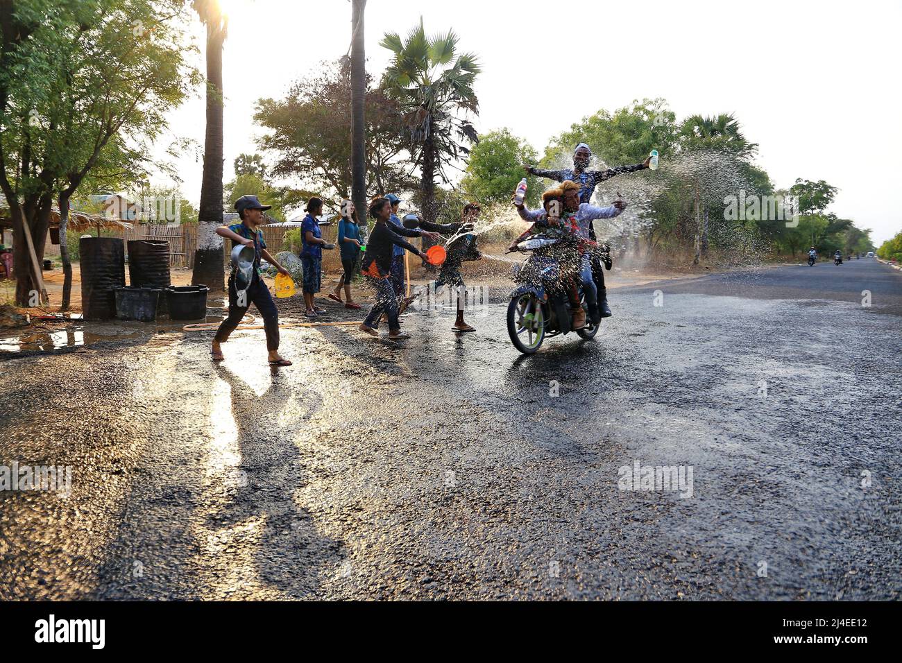 Thingyan, nouvel an birman - festival des éclaboussures d'eau Banque D'Images