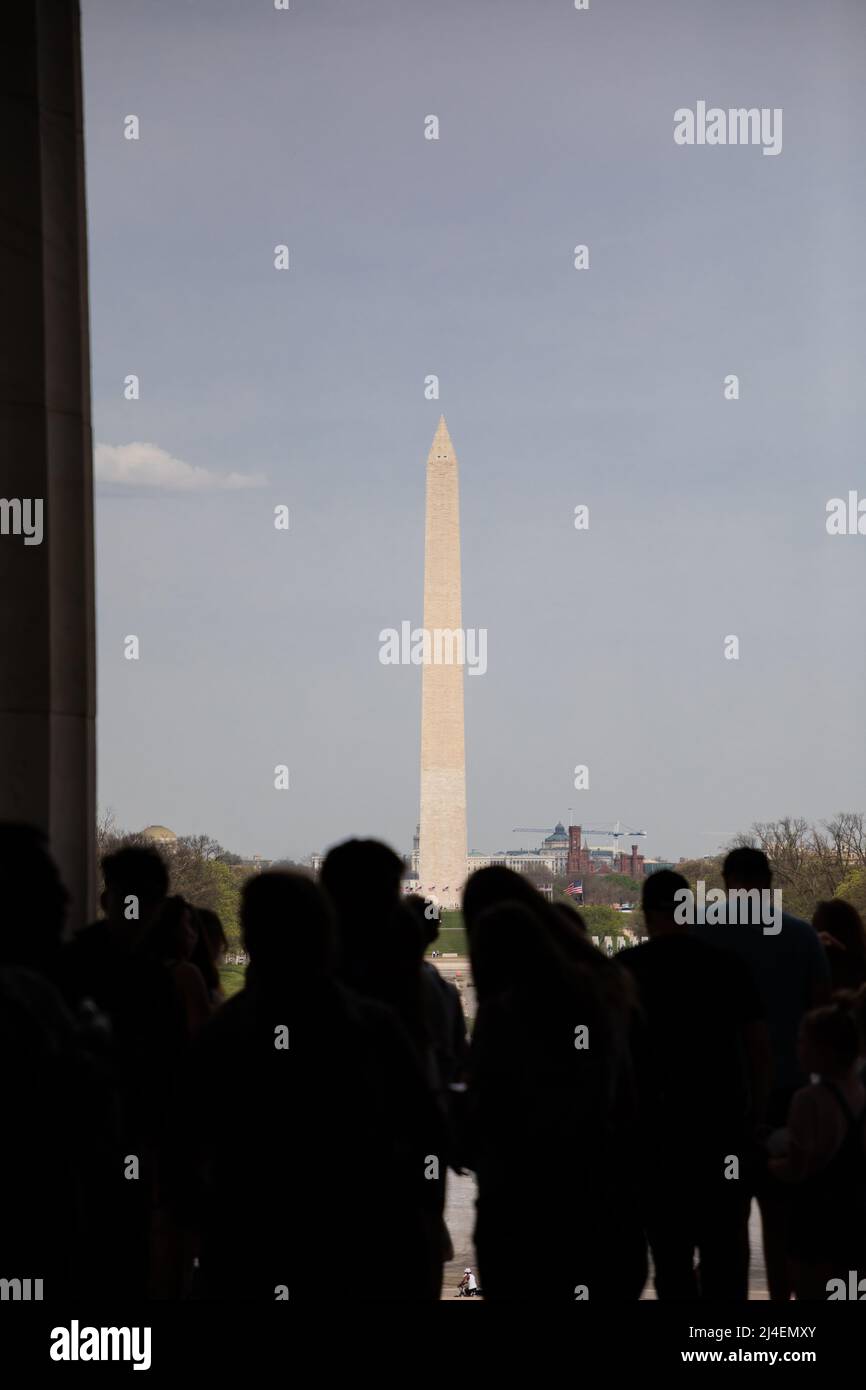 Le Washington Monument à l'occasion d'une belle journée de printemps Banque D'Images