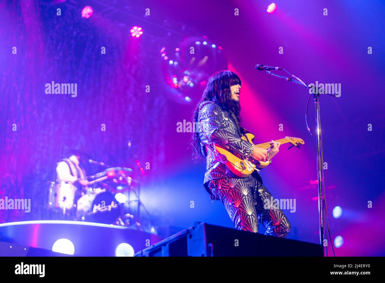 Londres, Royaume-Uni. 14th avril 2022. Mark Speer de Khruangbin se présentant en direct sur scène au palais Alexandra de Londres. Photo: Richard Gray/Alay Banque D'Images