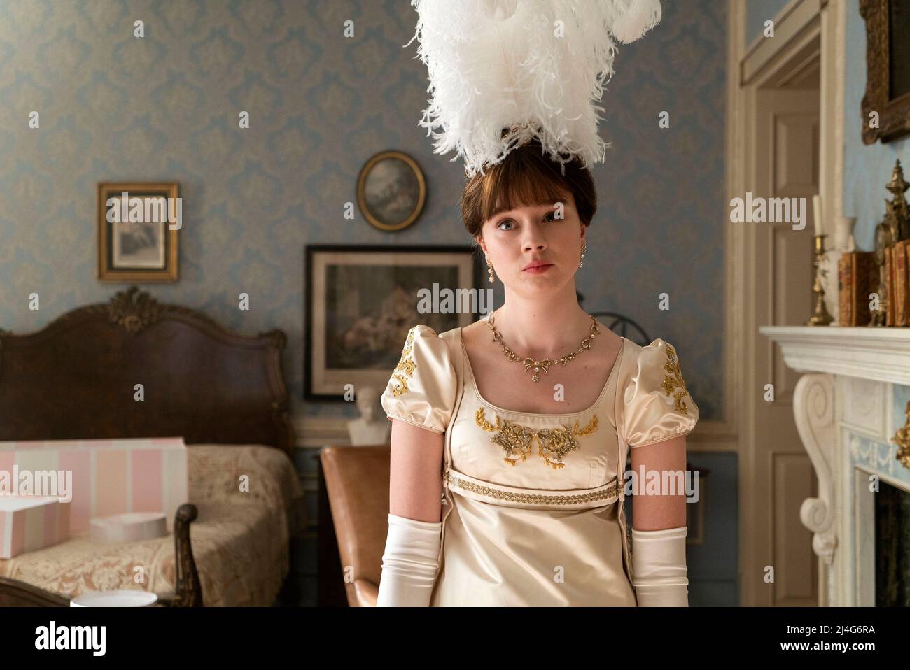 CLAUDIA JESSIE dans BRIDGERTON (2020), dirigée par TOM VERICA, JULIE