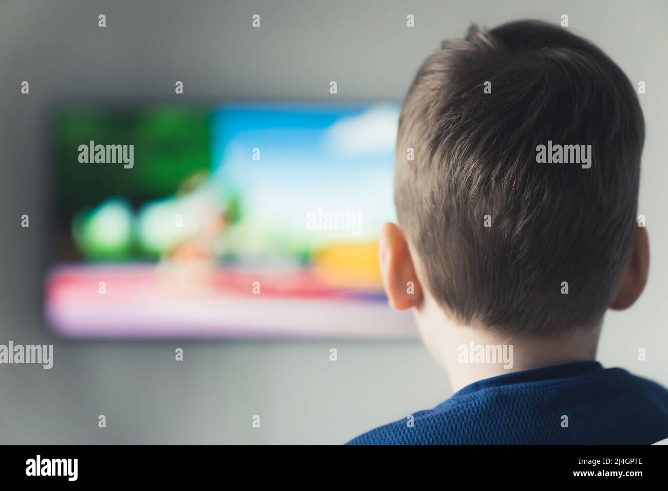 Tv addiction Banque de photographies et d'images à haute résolution - Alamy