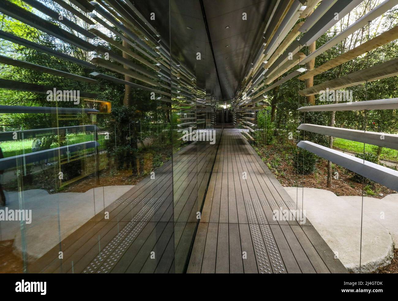 LE MUSÉE ET LES JARDINS ALBERT-KHAN ROUVRENT À BOULOGNE Banque D'Images