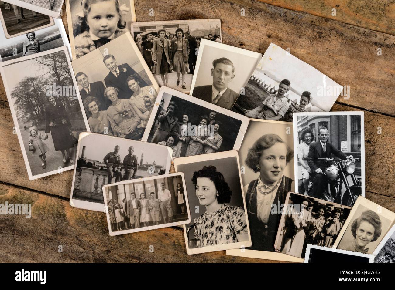 Généalogie - photos de la vieille famille des environs de 1950s. Banque D'Images