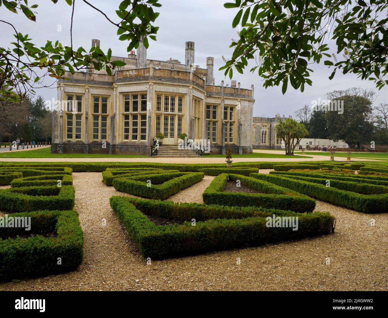Le château de Highcliffe a été décrit comme étant sans doute la plus importante demeure du style romantique et pittoresque de l'architecture, Highcliffe, Banque D'Images