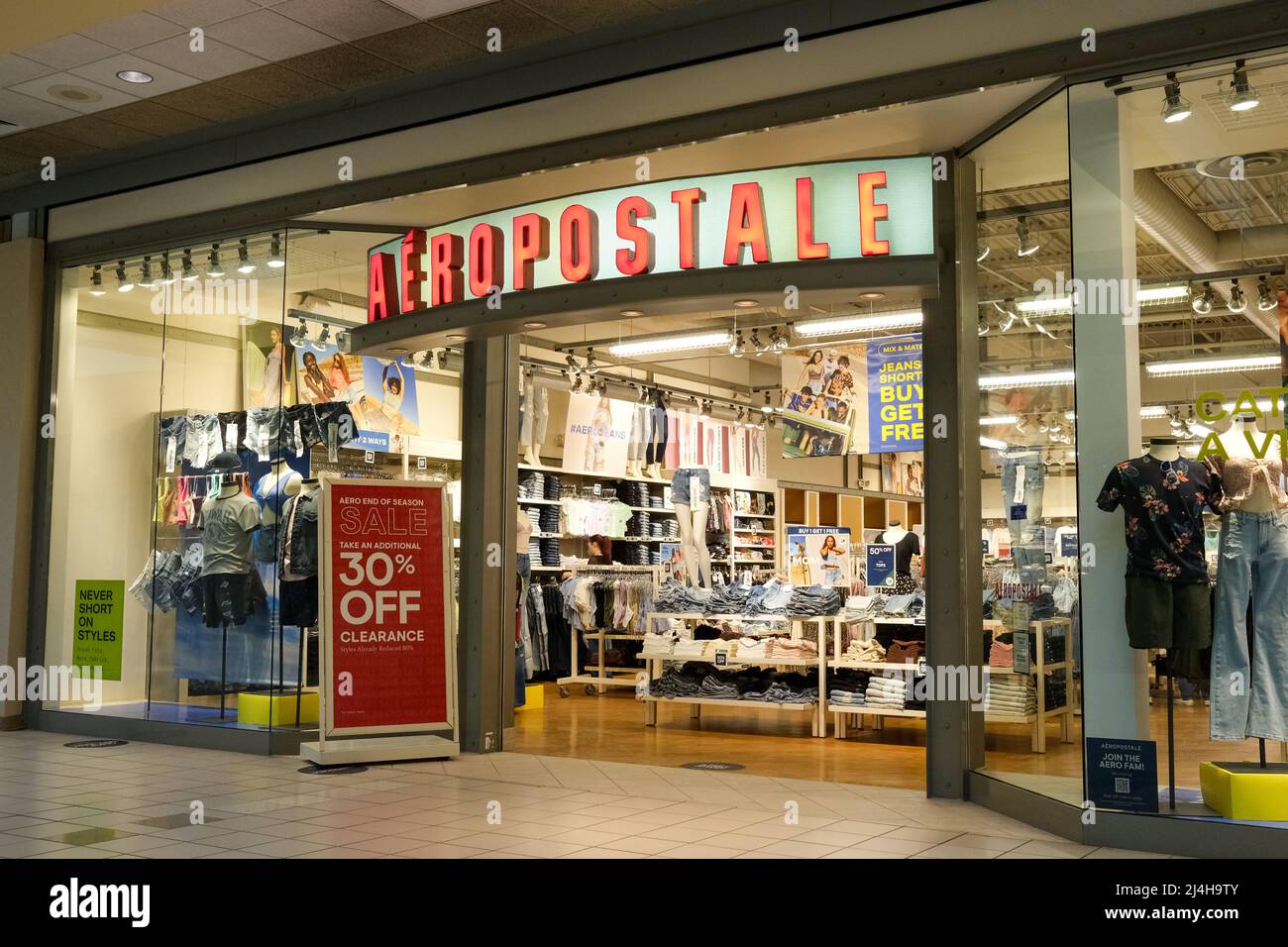 Selinsgrove, Pennsylvanie, États-Unis. 14th avril 2022. Un magasin de vêtements Aéropostale vu à l'intérieur du Susquehanna Valley Mall. (Image de crédit : © Paul Weaver/SOPA Images via ZUMA Press Wire) Banque D'Images