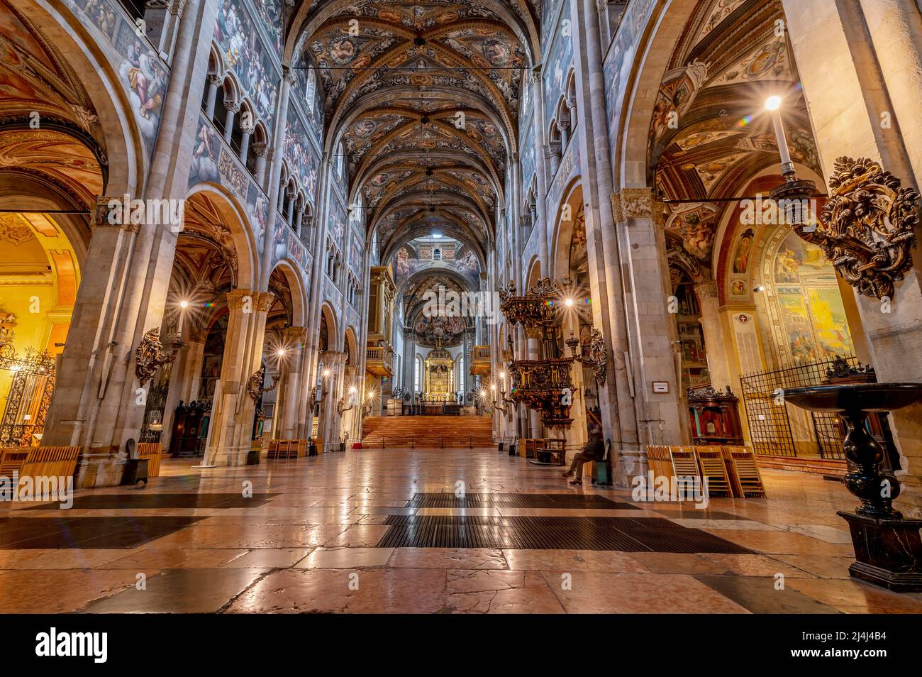 L'intérieur de la cathédrale de Parme, Italie Banque D'Images