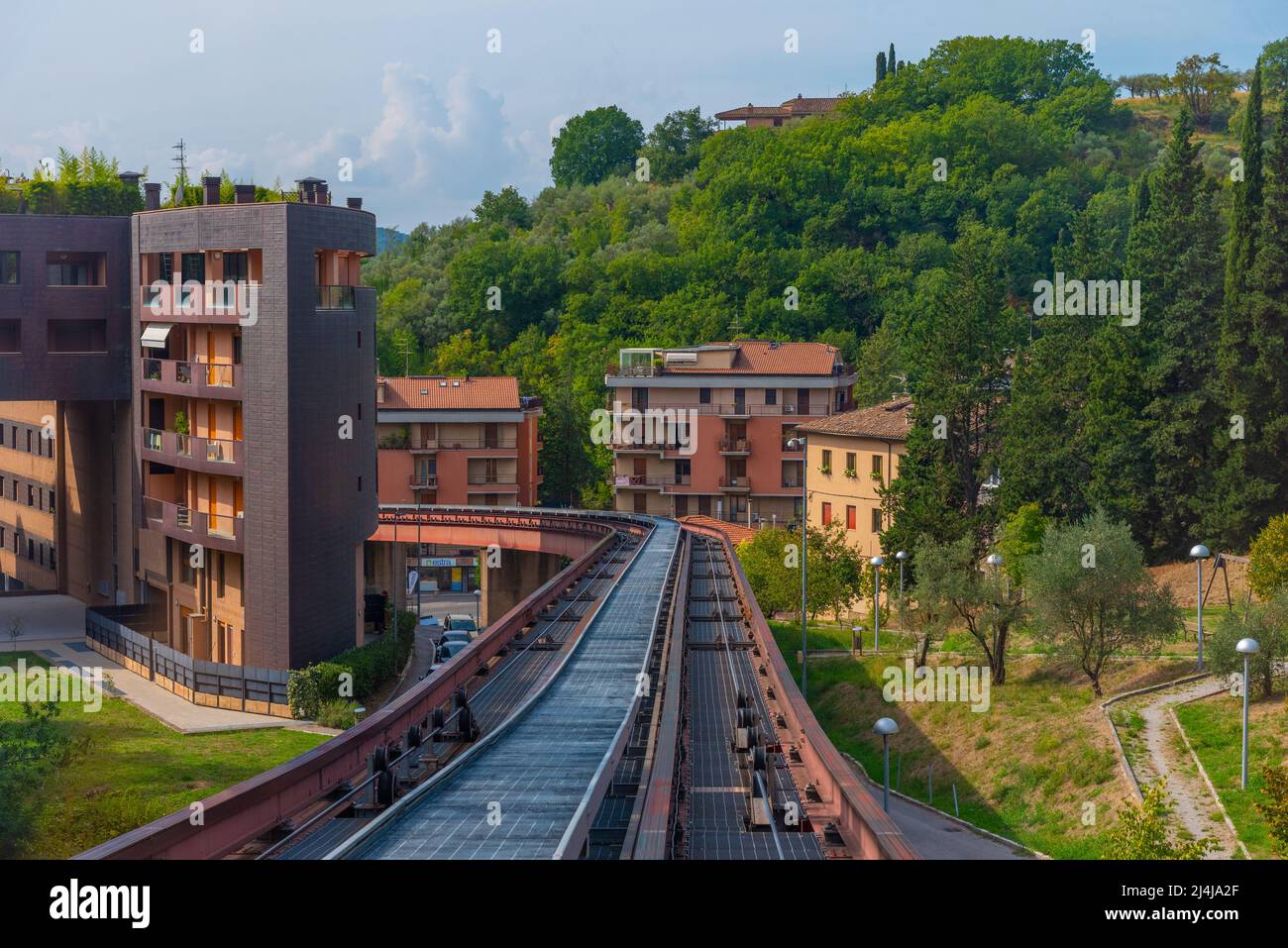 Chemin de fer MINIMETRO dans la ville italienne de Pérouse. Banque D'Images