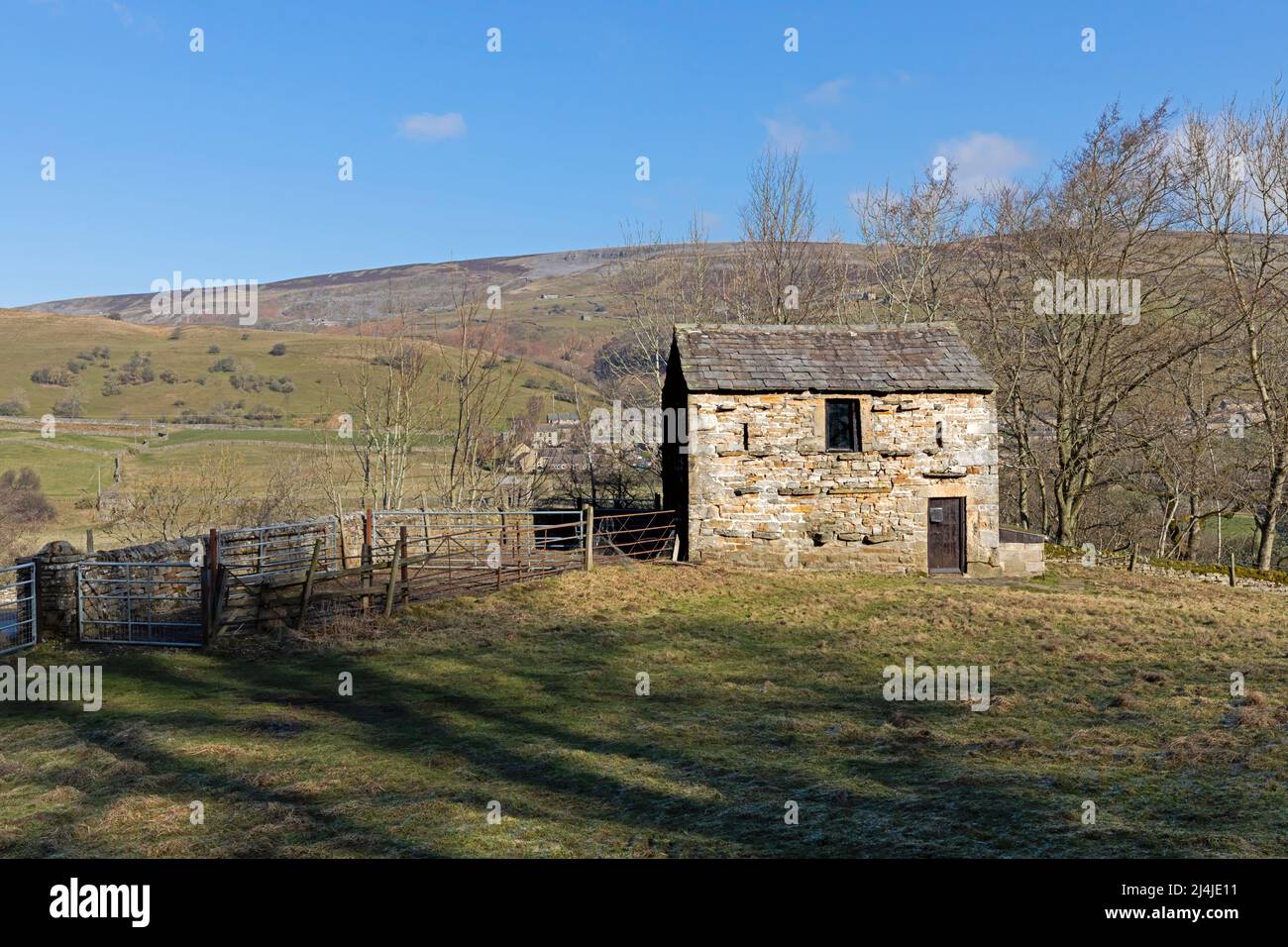 Grange en pierre près de Gunnerside, Swaledale, parc national de Yorkshire Dales Banque D'Images