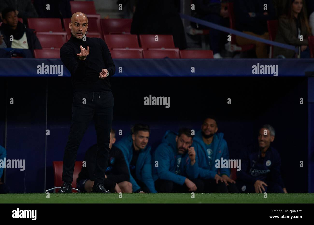 MADRID, ESPAGNE - AVRIL 13 : PEP Guardiola de Manchester City pendant le match final du quart de la Ligue des champions de l'UEFA coupe deux entre l'Atlético Madrid et Manchester City à Wanda Metropolitano le 13 avril 2022 à Madrid, Espagne. Pablo Morano MB Média Banque D'Images