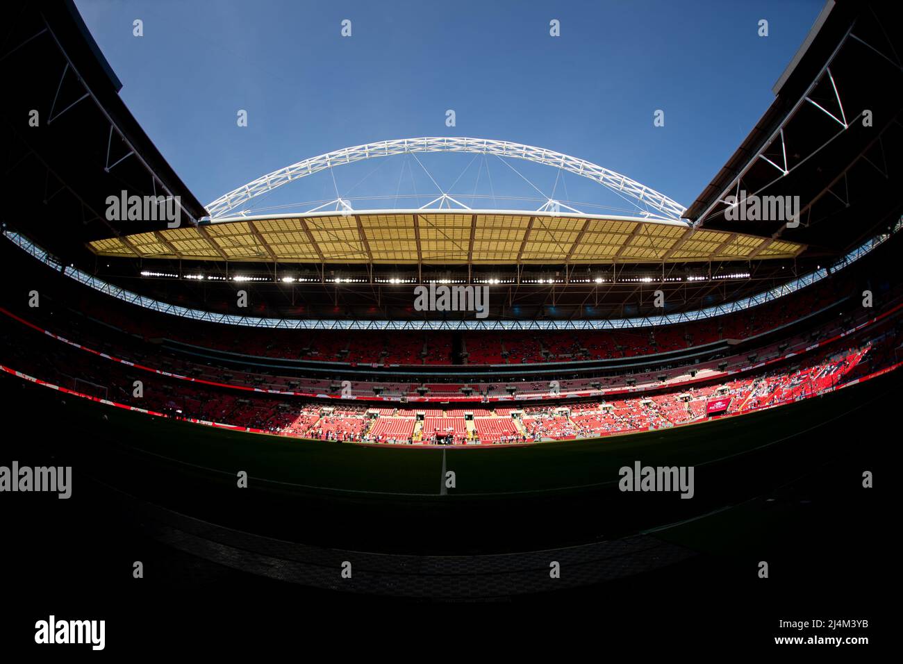 LONDRES, ROYAUME-UNI. AVRIL 16th Stade Wembley photographié pendant la demi-finale de la coupe FA entre Manchester City et Liverpool au stade Wembley, Londres, le samedi 16th avril 2022. (Credit: Federico Maranesi | MI News) Credit: MI News & Sport /Alay Live News Banque D'Images