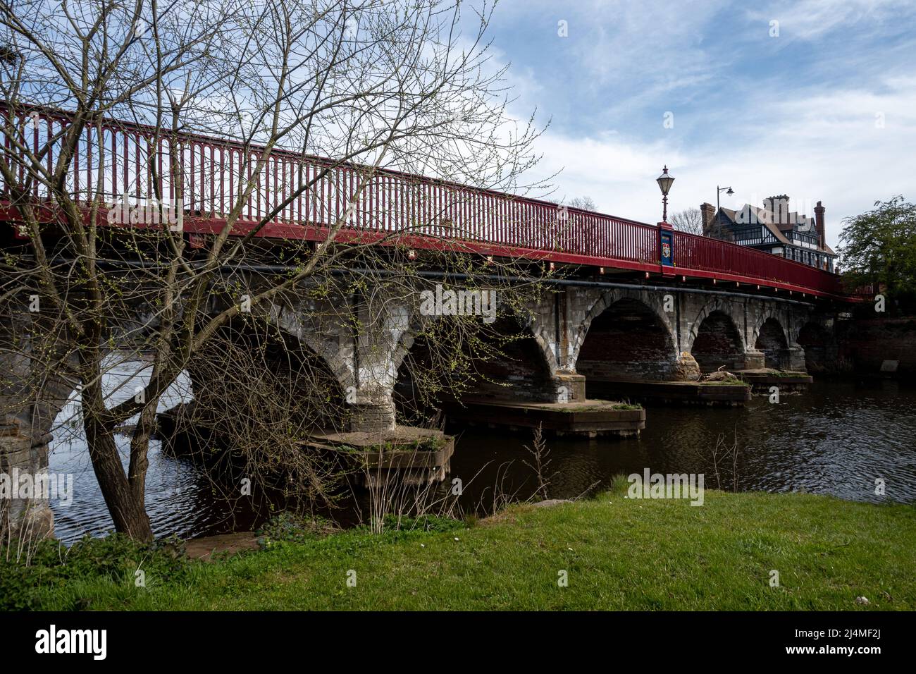 Trent Bridge, Newark-on-Trent, Notinghamshire, Angleterre au-dessus de la rivière Trent, Angleterre Banque D'Images