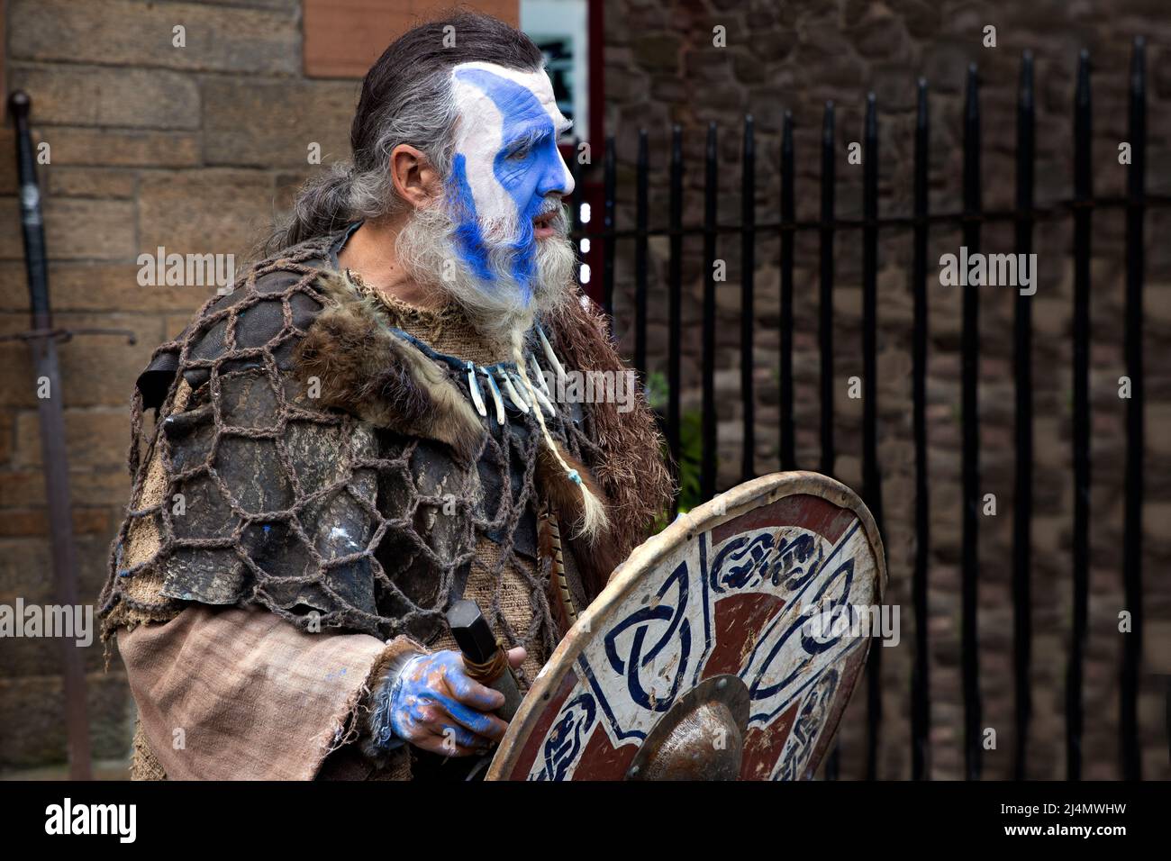 L'acteur qui agit William Wallace héros écossais. Edinburgh Festival Fringe 2021 - Ven, 6 août - lundi, 30 août - Edinburgh Scotland. ROYAUME-UNI. Banque D'Images