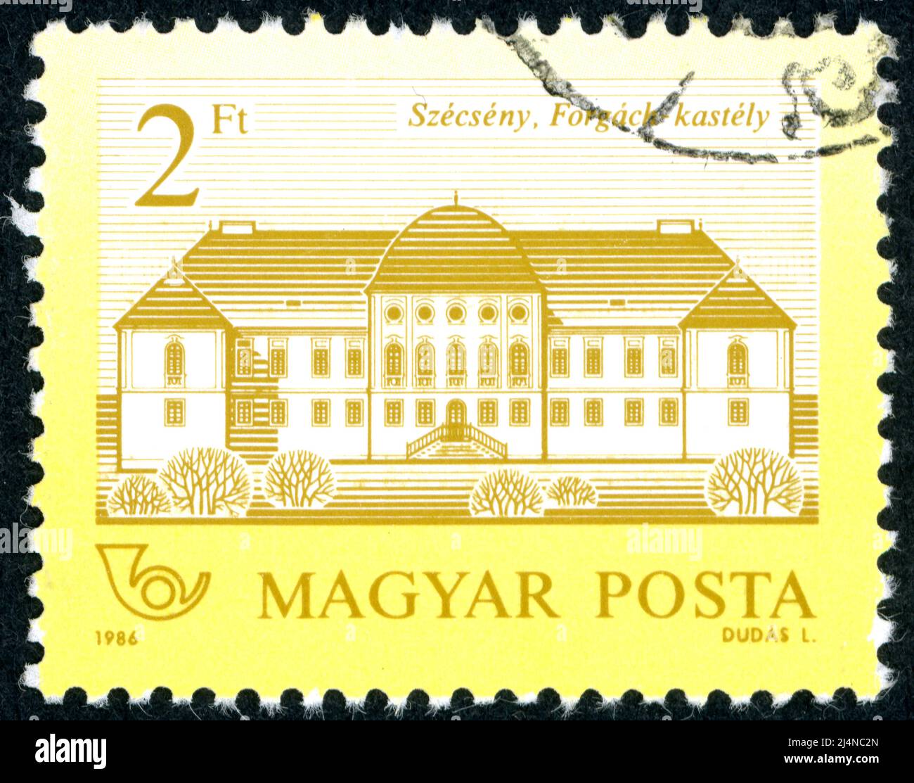 HONGRIE - VERS 1986 : timbre imprimé en Hongrie, représenté par le château de Forgach, Szecseny, vers 1986 Banque D'Images