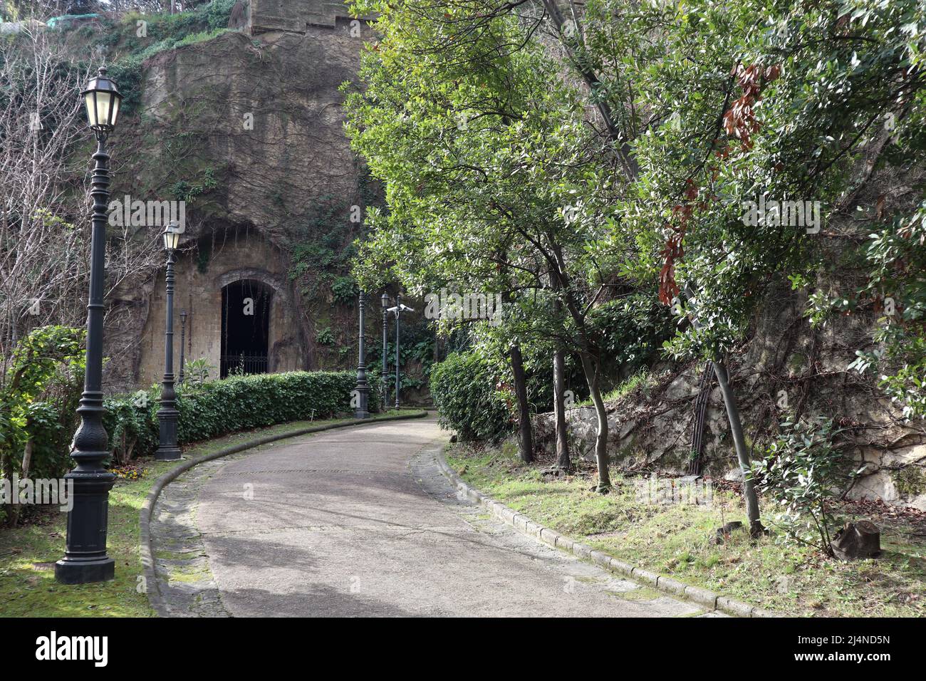 Napoli - Viale nel Parco Vergiliano a Piedigrotta Banque D'Images