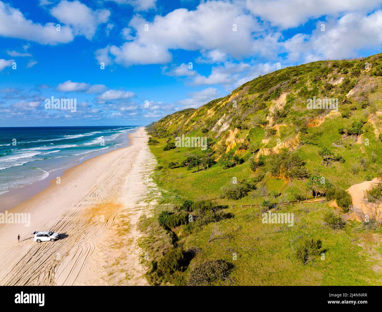 Vue aérienne de la plage de Seventy Five Mile sur Fraser Island. Queensland, Australie Banque D'Images