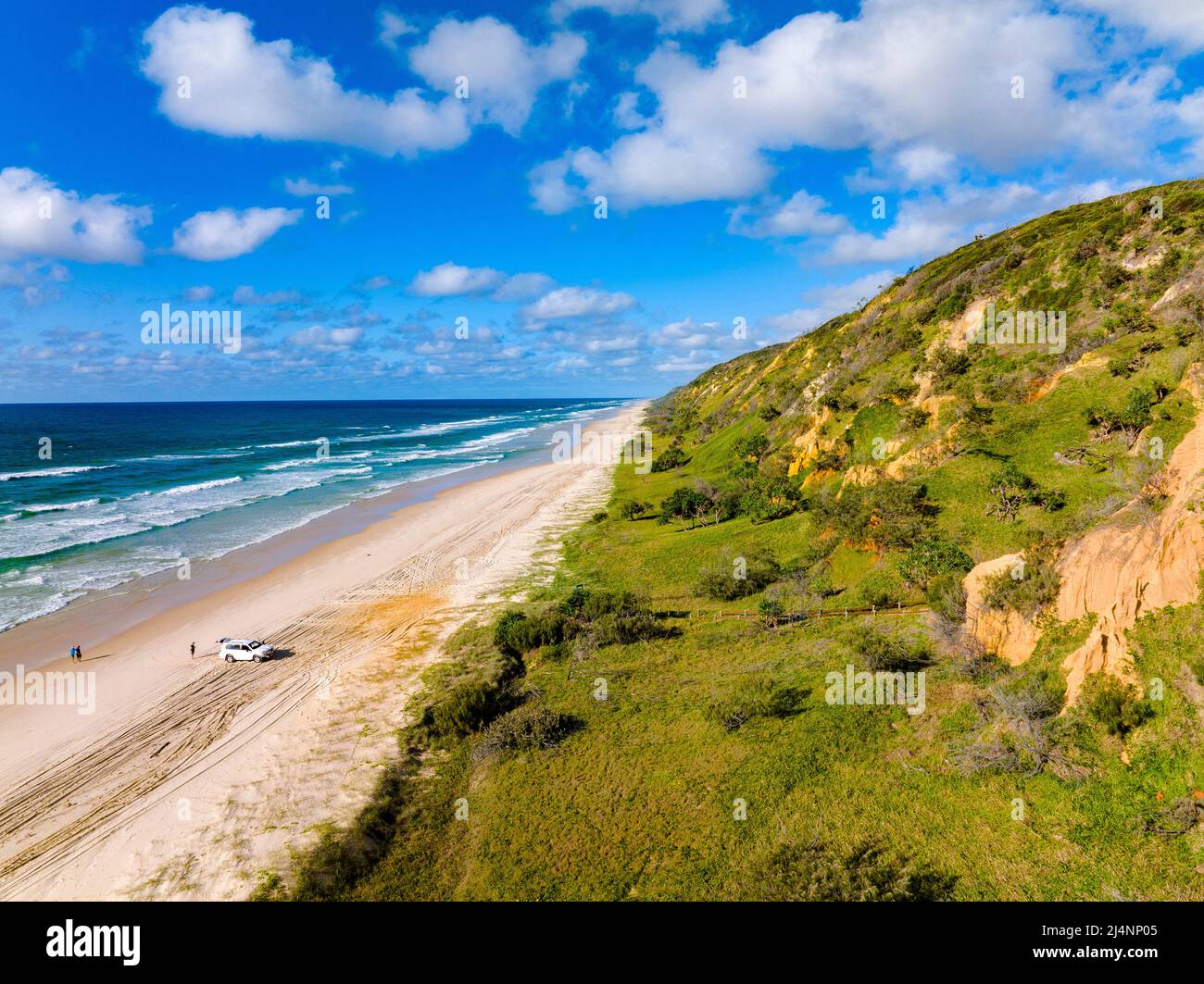 Vue aérienne de la plage de Seventy Five Mile sur Fraser Island. Queensland, Australie Banque D'Images