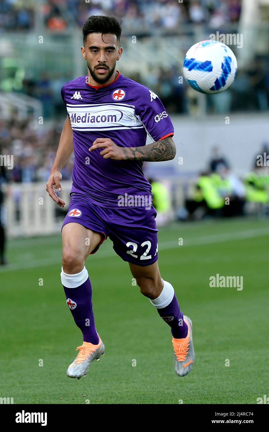 Nicolas Gonzalez de l'ACF Fiorentina en action pendant la série Un match de football 2021/2022 entre l'ACF Fiorentina et le Venezia FC à Artemio Franchi stad Banque D'Images