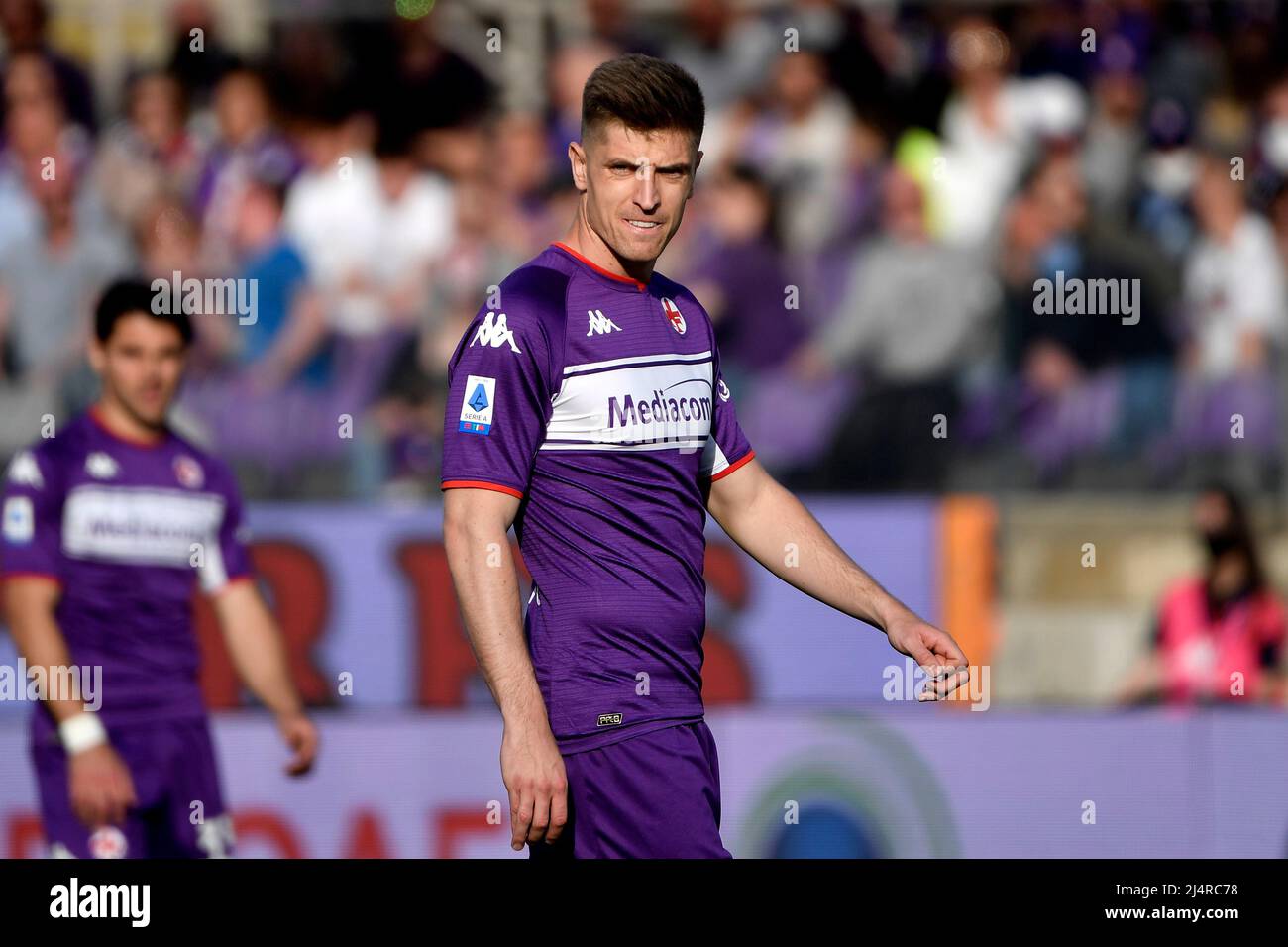Krzysztof Piatek de l'ACF Fiorentina réagit lors de la série Un match de football 2021/2022 entre l'ACF Fiorentina et le Venezia FC au stade Artemio Franchi Banque D'Images
