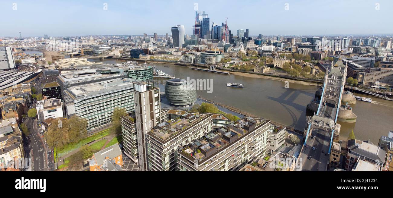 Un pont de la tour et un pont de la tour, London Bridge, Londres, Southwark, Angleterre Banque D'Images