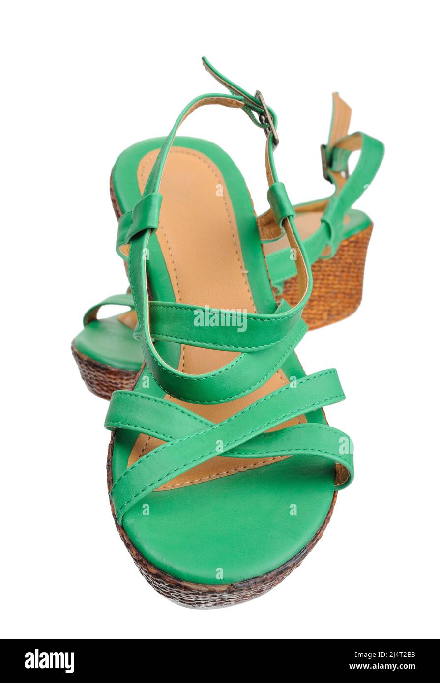 Paire de chaussures d'été légères pour femme, isolées sur fond blanc Banque D'Images