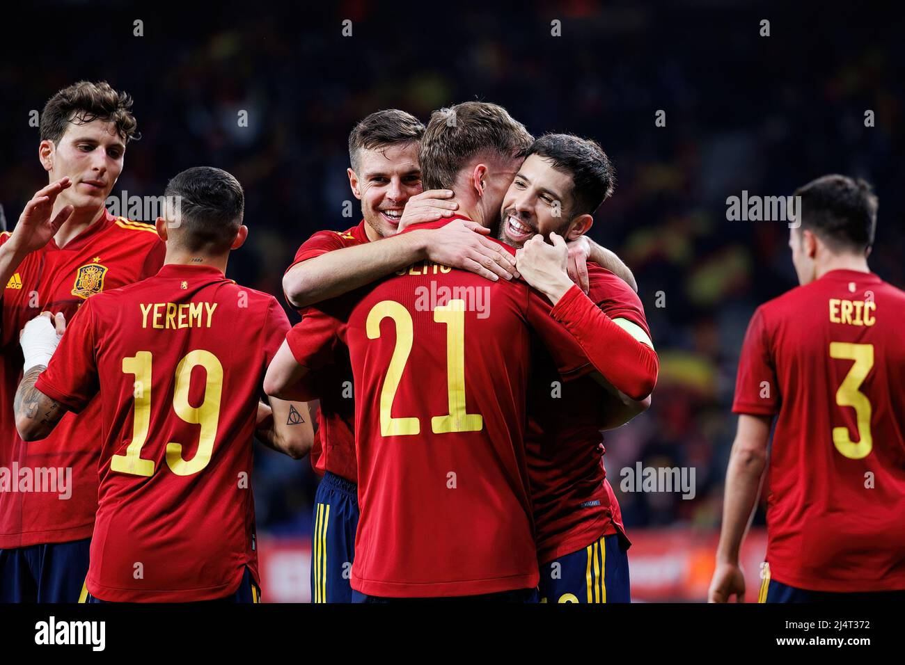 BARCELONE - 26 MARS : les joueurs d'Espagne célèbrent après avoir obtenu un but lors du match international amical entre l'Espagne et l'Albanie au stade RCDE Banque D'Images