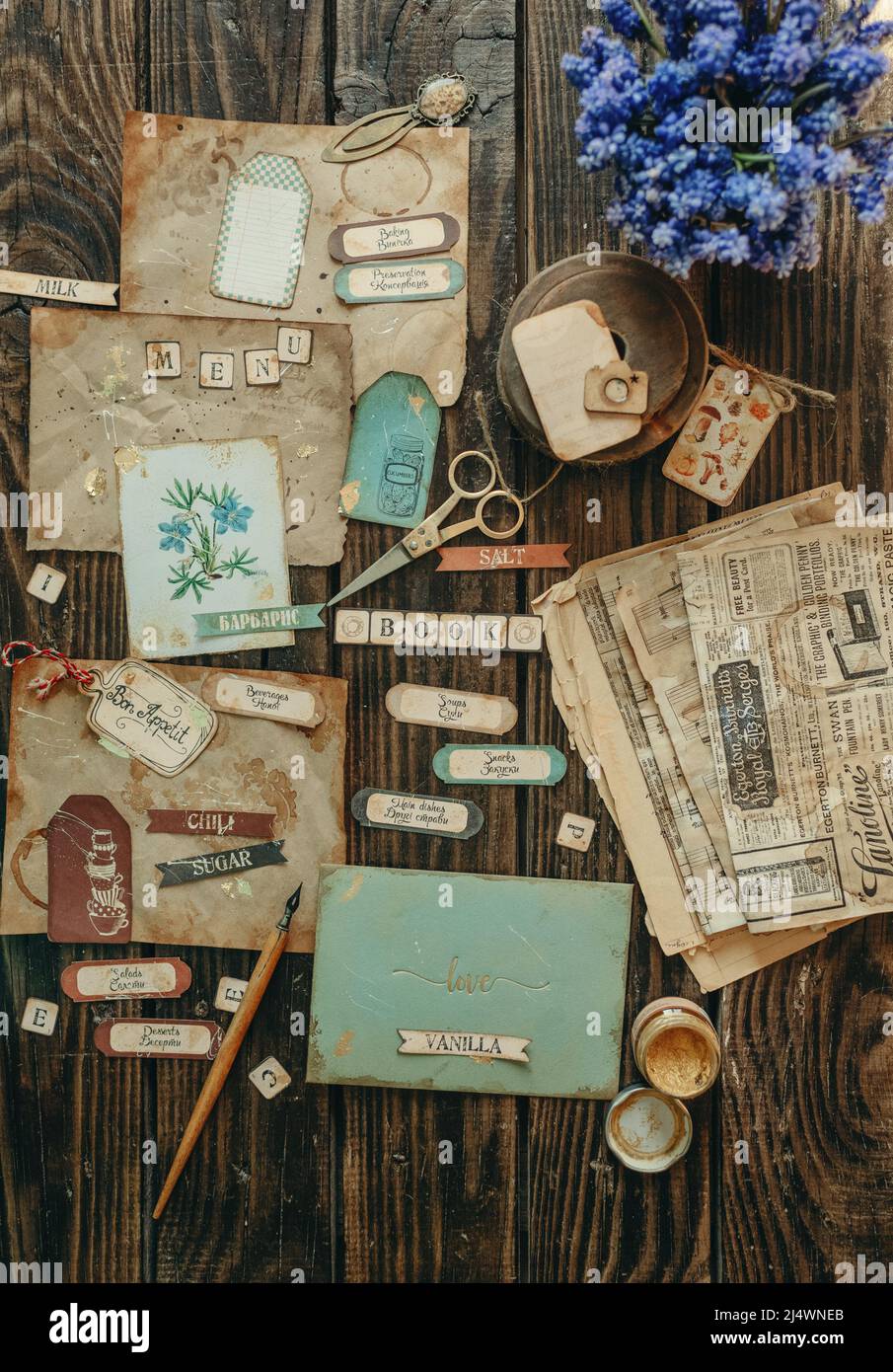 scrapbooking à partir de cartes postales et d'images d'époque, pour des blogs culinaires, des cartes postales Banque D'Images
