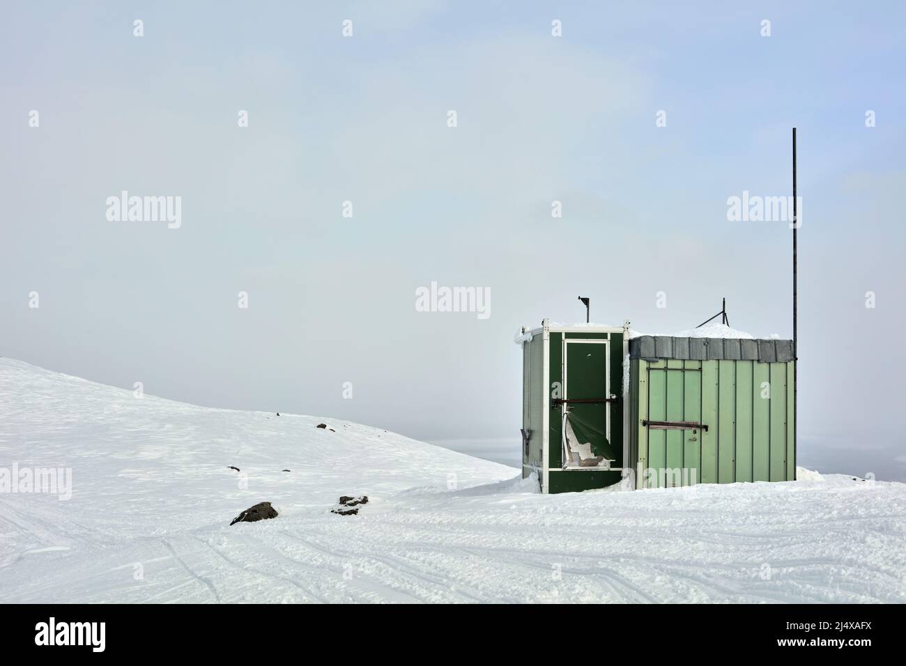 Station météo à Pieljekaise, Pieljekaise National Park en Suède Banque D'Images