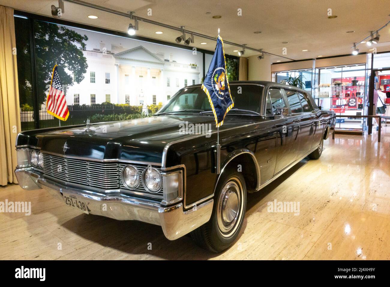 États-Unis Texas Austin Président du Texas Lyndon B. Johnson : 1965 Lincoln Lehman Peterson Limousine à l'intérieur de la bibliothèque présidentielle et du musée LBJ Banque D'Images