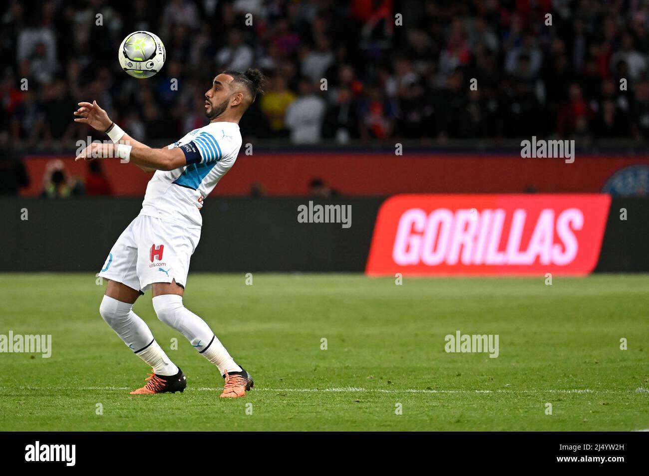 Julien Mattia / le Pictorium - PSG - Olympique de Marseille - 17/04/2022 - France / Ile-de-France (région) / Paris - Dimitry Payet pendant la ma Banque D'Images