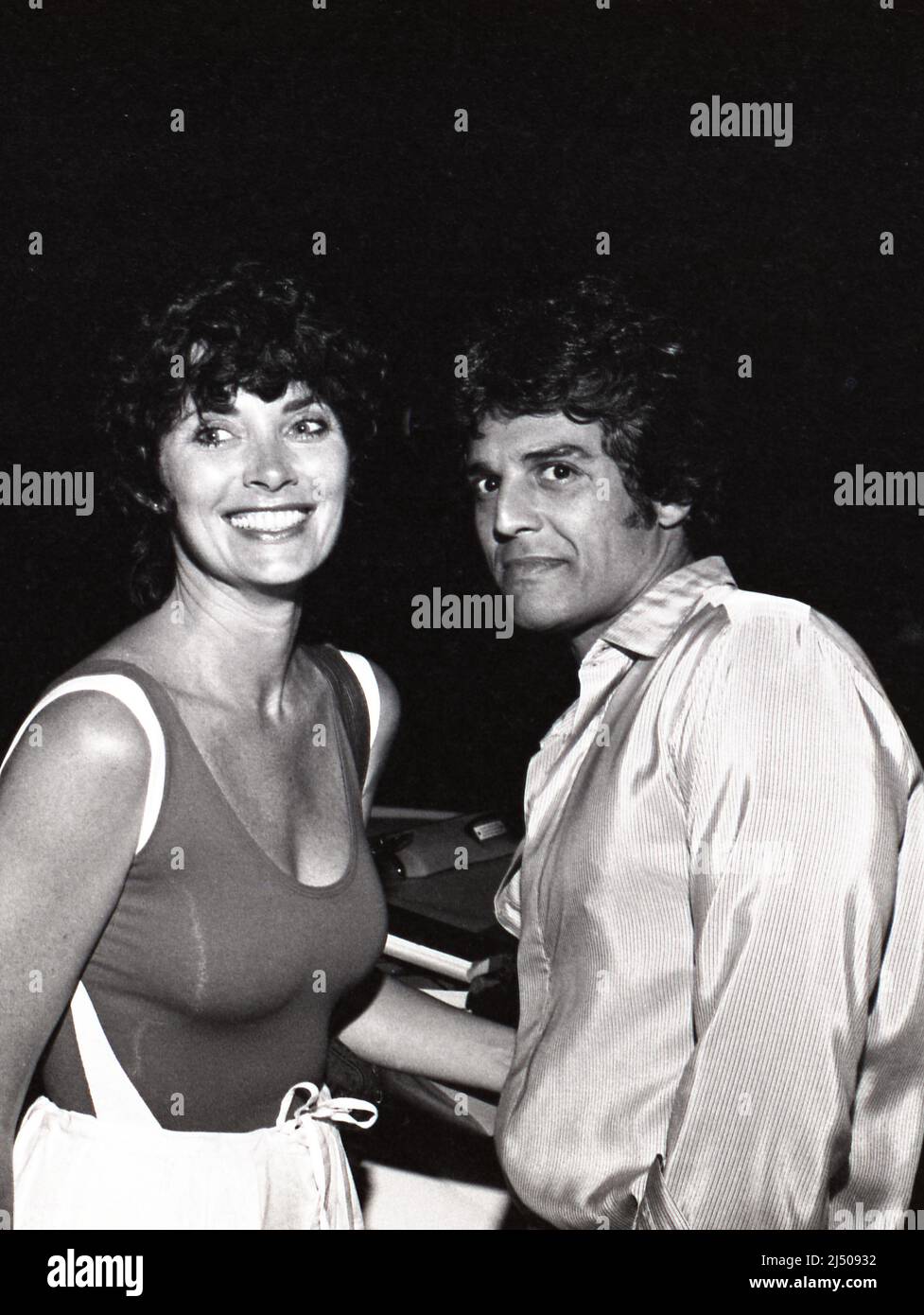 Erik Estrada et Beverly Sassoon Circa années 80 crédit : Ralph ...