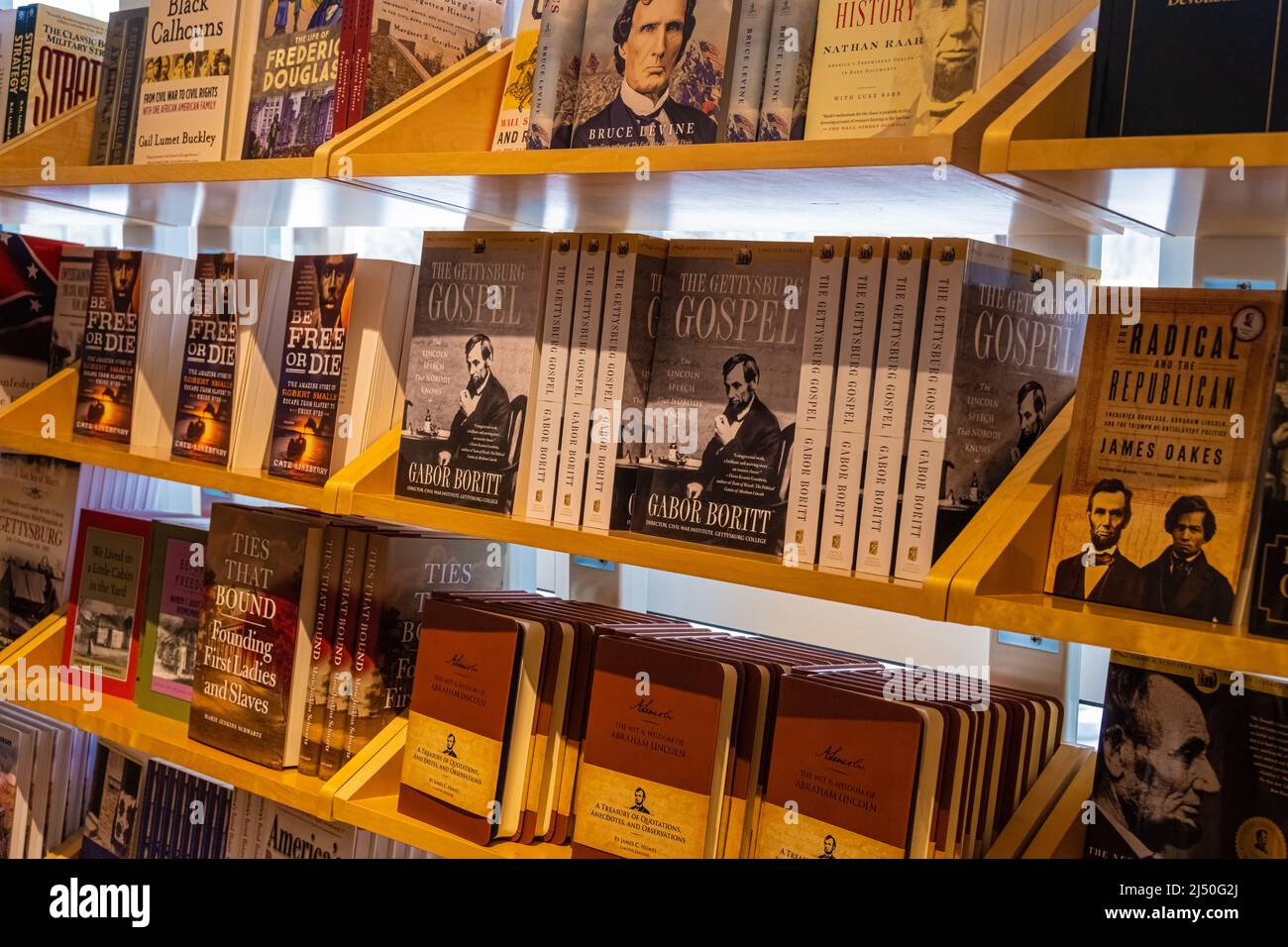 Section des livres historiques au centre d'accueil du parc militaire national de Gettysburg, à Gettysburg, en Pennsylvanie. (ÉTATS-UNIS) Banque D'Images