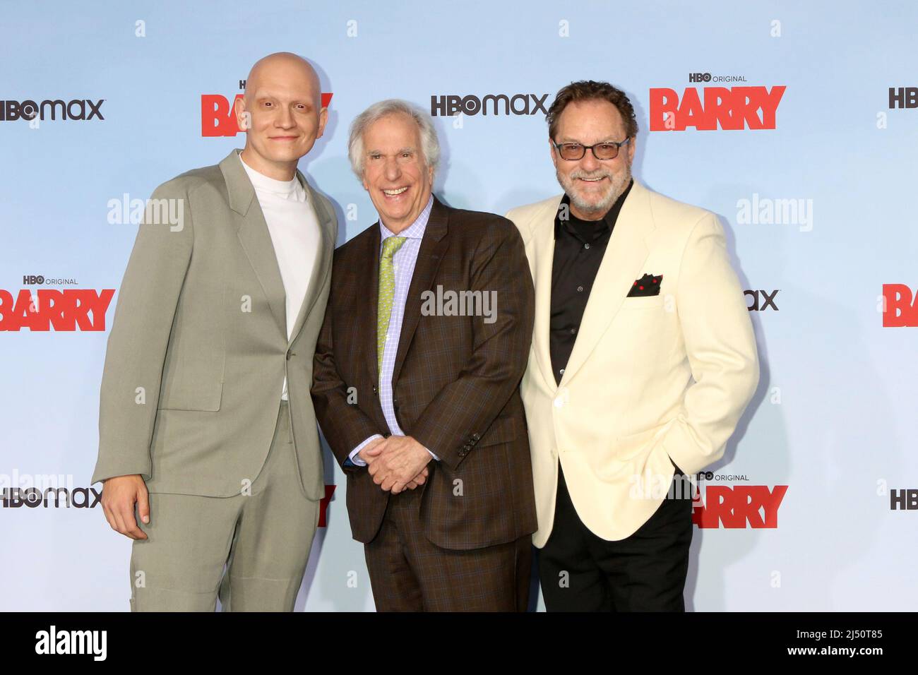 LOS ANGELES - APR 18: Anthony Carrigan, Henry Winkler, Stephen Root à la saison Barry 3 HBO première projection à Rolling Green le 18 avril 2022 à Los Angeles, CA Banque D'Images