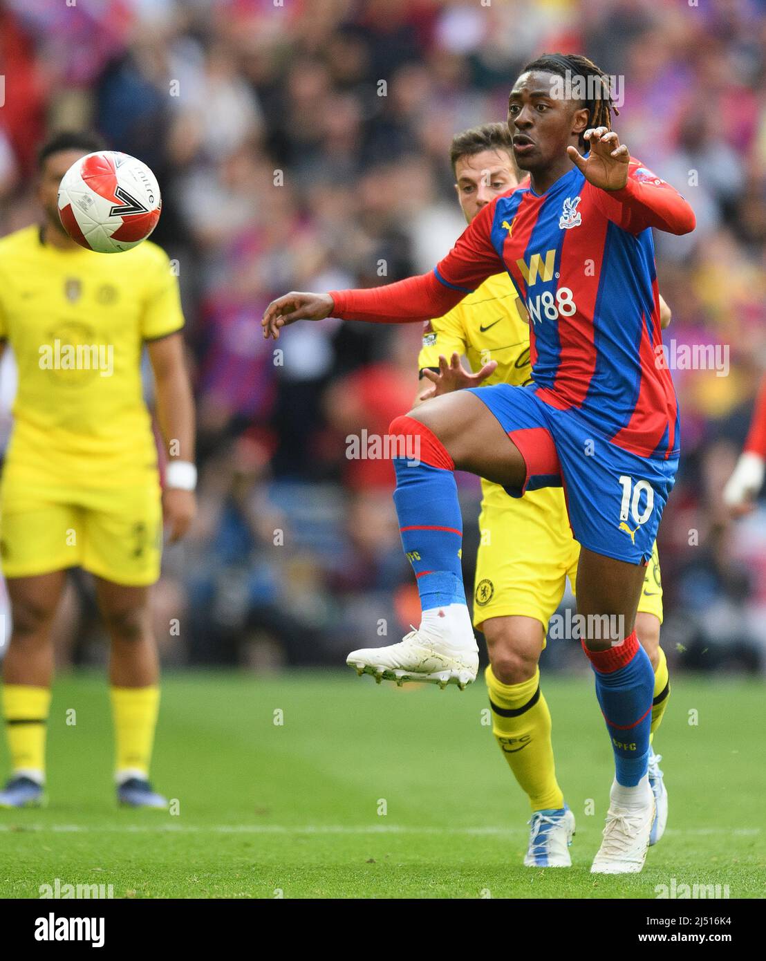 17 avril 2022 - Chelsea v Crystal Palace - Emirates FA Cup - demi-finale - Stade Wembley Jean-Philippe Mateta pendant la demi-finale de la Emirates FA Cup au stade Wembley, Londres. Crédit photo : © Mark pain / Alamy Live News Banque D'Images