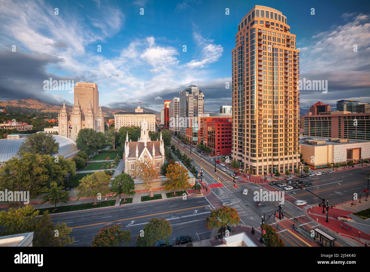 Salt Lake City, Utah, USA Centre-ville paysage urbain plus de Temple Square au crépuscule. Banque D'Images